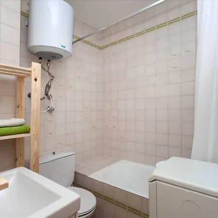 Apartment Loft Holiday, 3 Pax, Calella