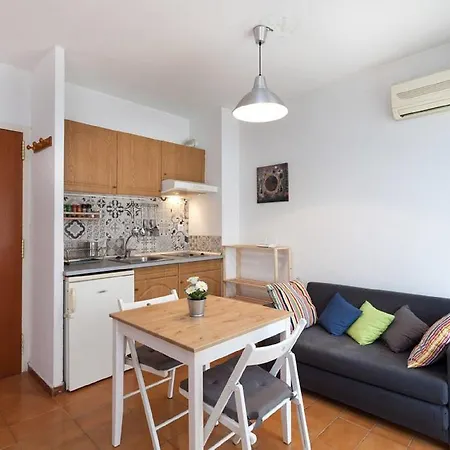 Appartement Loft Holiday, 3 Pax, Calella